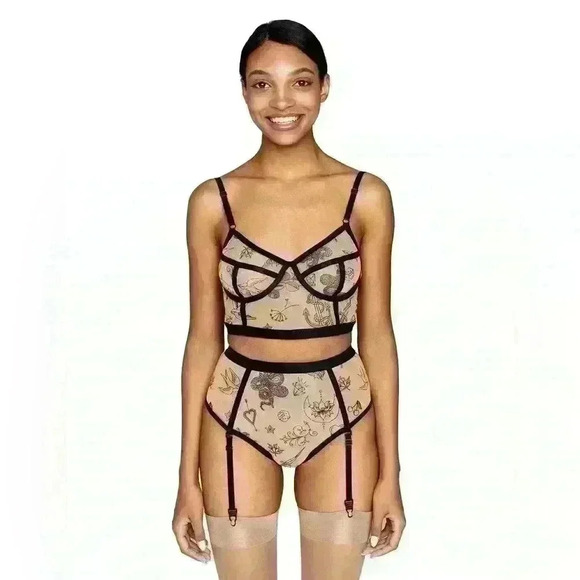Bustier Bra Tattoo Print Citala  by Less Is Amor - Picture 1 of 5